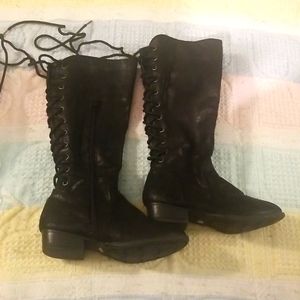 Girls Black boots size 11